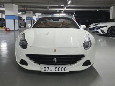 FERRARI CALIFORNIA - 4