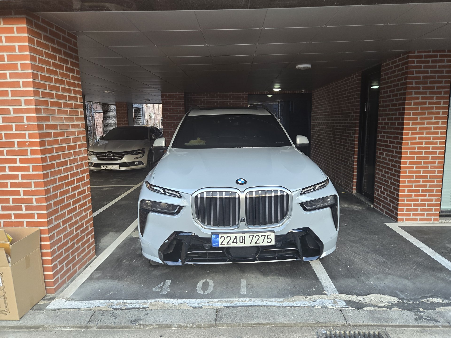 BMW X7 - View 1