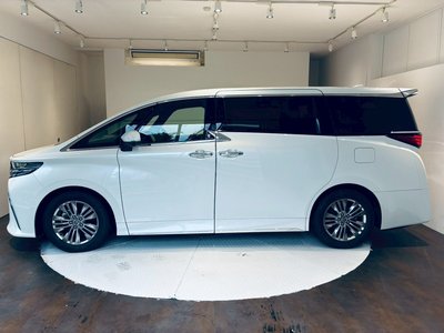 2024 TOYOTA ALPHARD photo 5