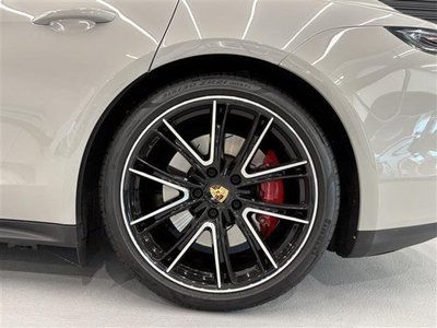 صورة مصغرة 15 لـ 2018 Porsche PANAMERA