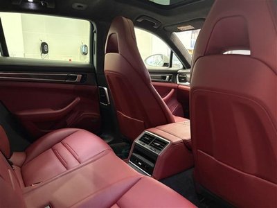 صورة مصغرة 33 لـ 2018 Porsche PANAMERA