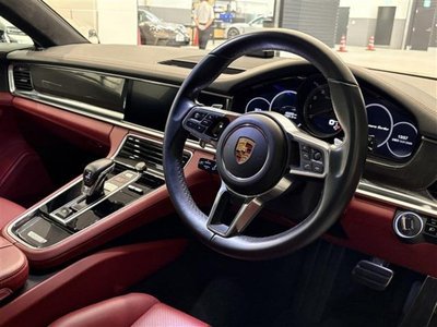 صورة مصغرة 18 لـ 2018 Porsche PANAMERA