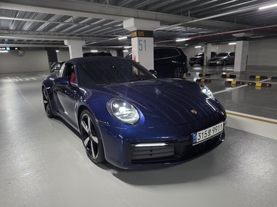 PORSCHE 911 - 4
