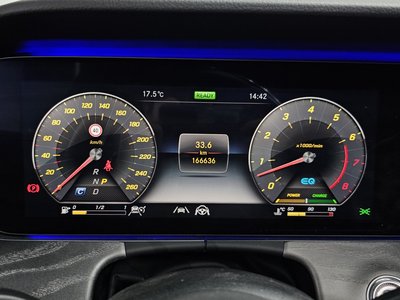 MERCEDES-BENZ CLS - 8