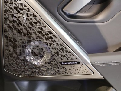 صورة مصغرة 40 لـ 2025 BMW M5