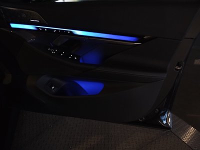 صورة مصغرة 15 لـ 2025 BMW M5