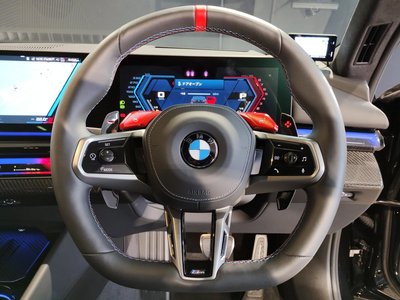صورة مصغرة 38 لـ 2025 BMW M5