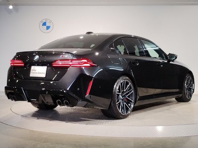 2025 BMW M5 照片 9
