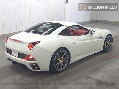 FERRARI CALIFORNIA - 5