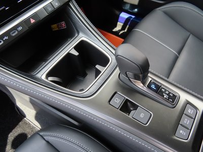 2024 Lexus LBX — миниатюра 69