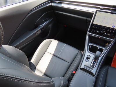 2024 Lexus LBX — миниатюра 52