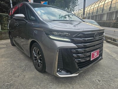 TOYOTA VELLFIRE - 3