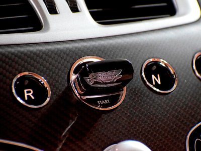 2016 Aston Martin RAPIDE 照片 2