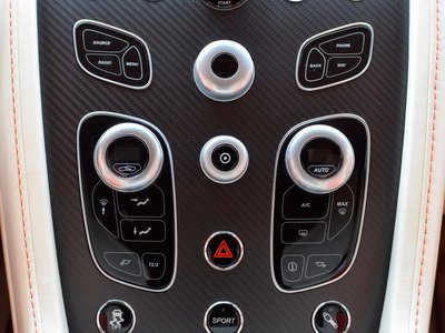 2016 Aston Martin RAPIDE 照片 3