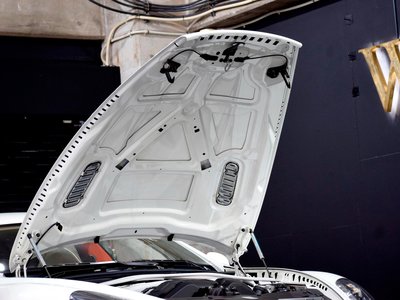 2016 Aston Martin RAPIDE 照片 16