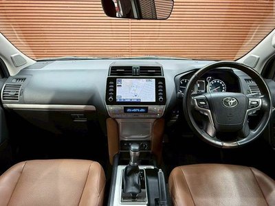 2022 Toyota LAND CRUISER PRADO 照片 3