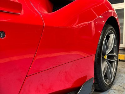 FERRARI 488 - 8