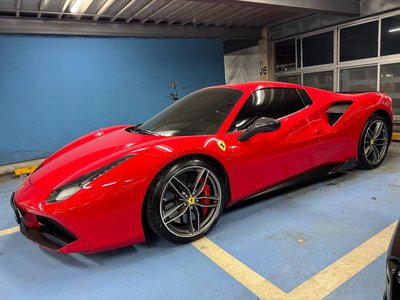 FERRARI 488 - 5