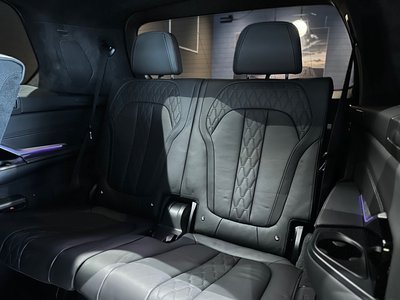2023 BMW X7 — миниатюра 15