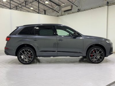 صورة 6 لـ 2024 AUDI SQ7