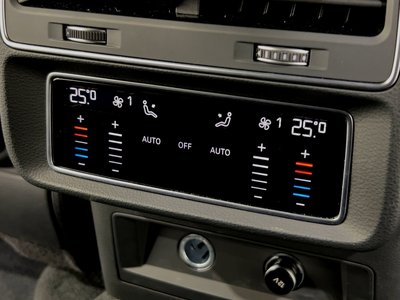2024 AUDI SQ7 — миниатюра 19