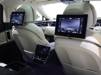 BENTLEY FLYING SPUR - 4