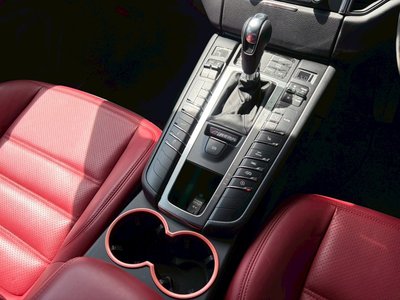 2016 Porsche MACAN 缩略图 29