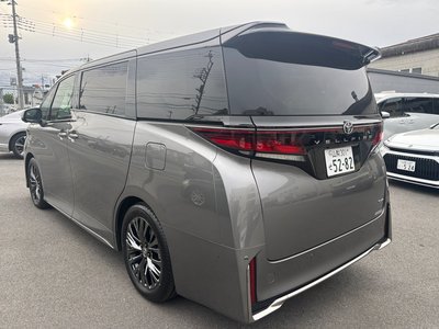 TOYOTA VELLFIRE - 7