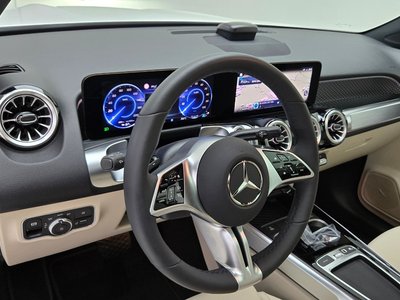 2025 Mercedes-BENZ EQB — миниатюра 13