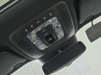 2025 Mercedes-BENZ EQB — миниатюра 17