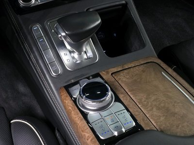 2019 Genesis G90 — фото 9