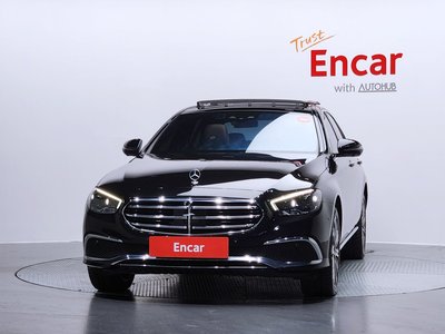 MERCEDES-BENZ E-CLASS - 2