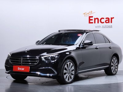 MERCEDES-BENZ E-CLASS - 1