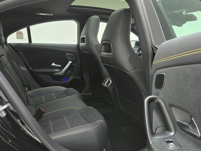 MERCEDES-BENZ CLA - 10