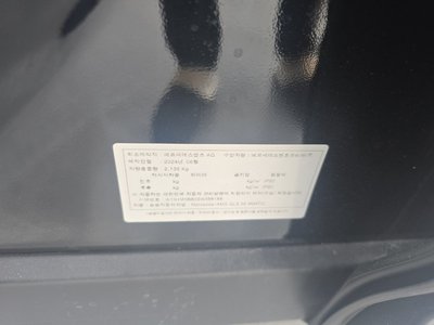 MERCEDES-BENZ GLB - 9