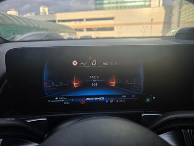 MERCEDES-BENZ GLB - 7