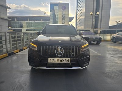 MERCEDES-BENZ GLB - 4
