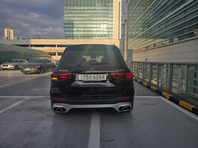 MERCEDES-BENZ GLB - 3