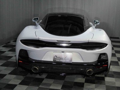 MCLAREN GT - 10