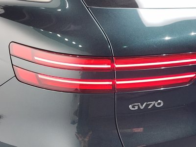 2021 Genesis GV70 — фото 10