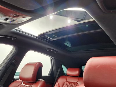 2021 Genesis GV70 — миниатюра 24