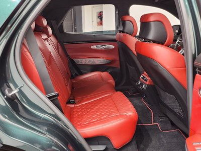 2021 Genesis GV70 — миниатюра 17