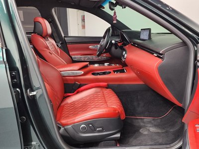 2021 Genesis GV70 — миниатюра 16
