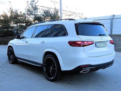 MERCEDES-BENZ GLS - 2