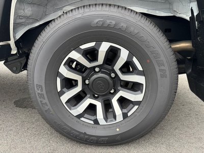 2026 Toyota LAND CRUISER 70 缩略图 13