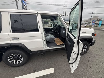 2026 Toyota LAND CRUISER 70 缩略图 23