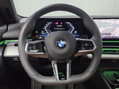 صورة مصغرة 33 لـ 2025 BMW 5 SERIES