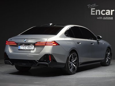 صورة 3 لـ 2025 BMW 5 SERIES
