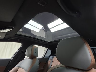 صورة مصغرة 25 لـ 2025 BMW 5 SERIES
