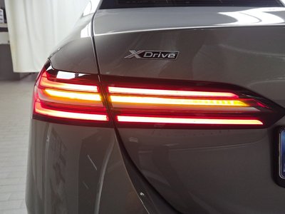 صورة 10 لـ 2025 BMW 5 SERIES
